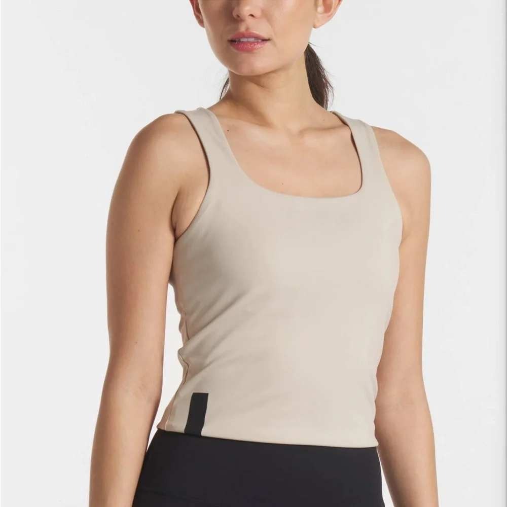 UNRL Womens Performance Tank Top Tan Beige Square Neck Cropped Athletic Size M